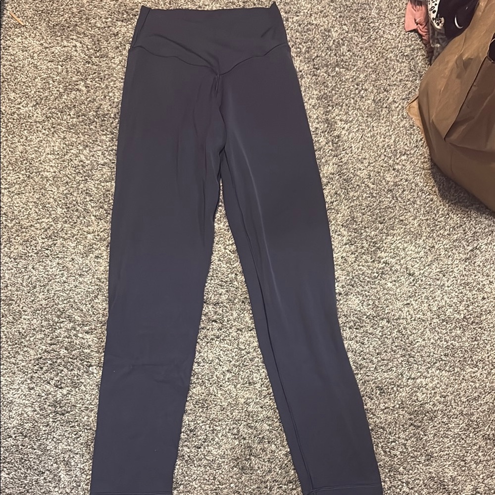 EUC Aerie Navy Blue Real Me Cross Over Leggings Size M